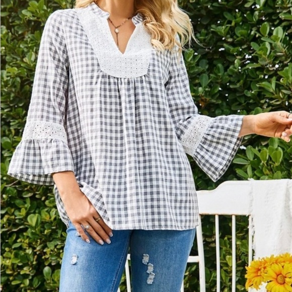 NEW Suzanne Betro Gray Gingham And Lace Peasant Top / Small - Picture 3 of 9